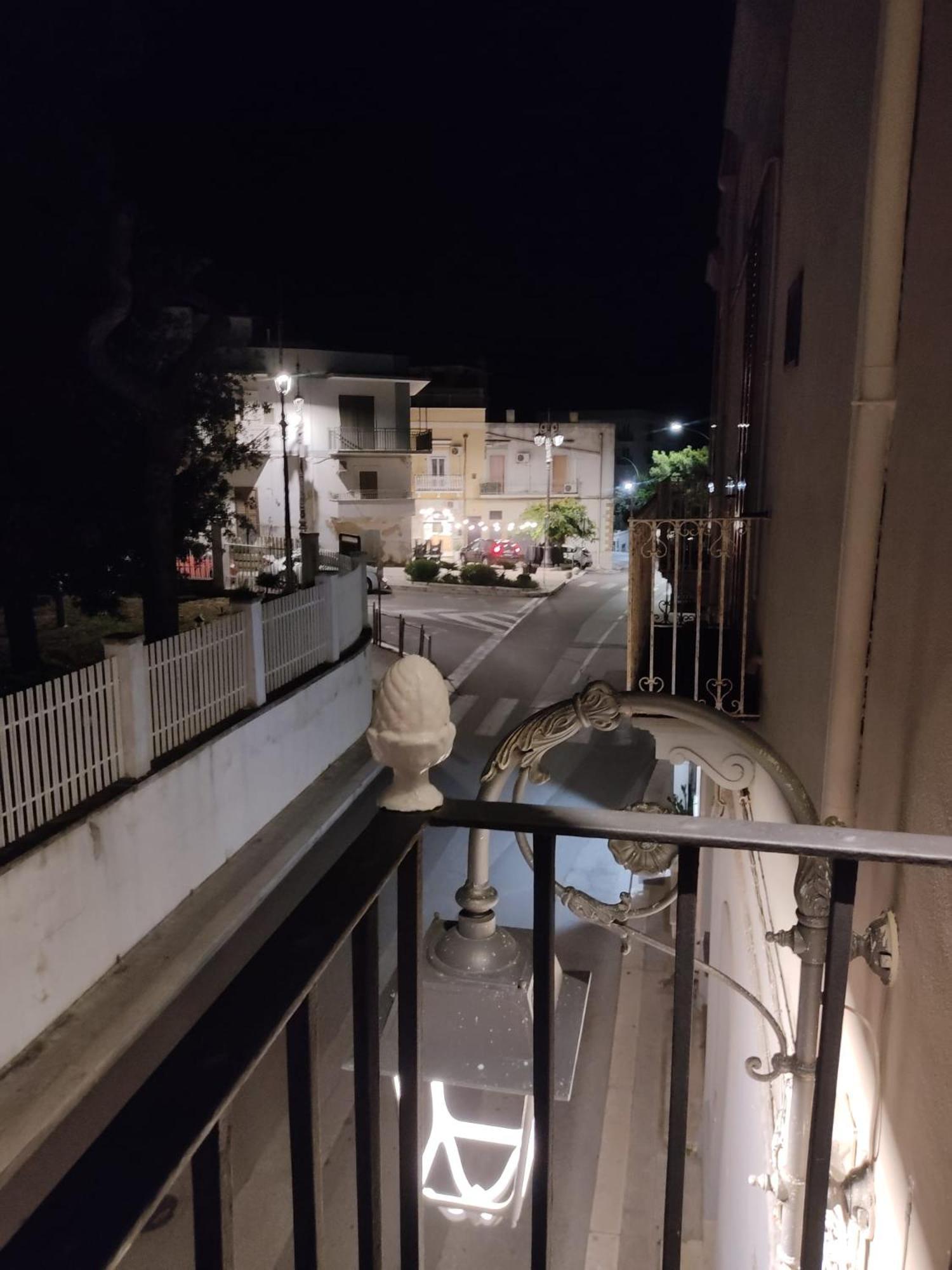 Dimora Storica Alla Rotonda Mottola Extérieur photo